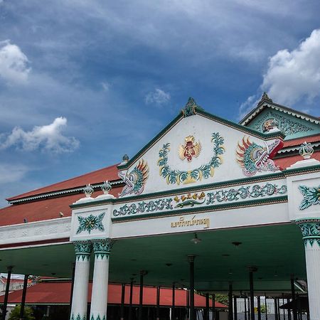 Amaris Hotel Malioboro - Jogja Yogyakarta Exterior photo